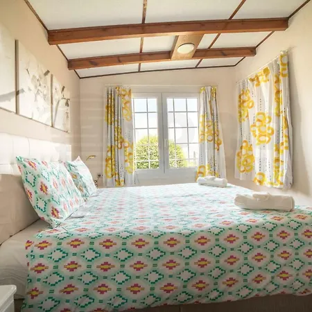 Soleia Holidays Будинок відпочинку Льорет-де-Мар